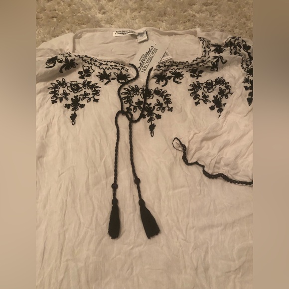 White Tunic - Picture 3 of 8